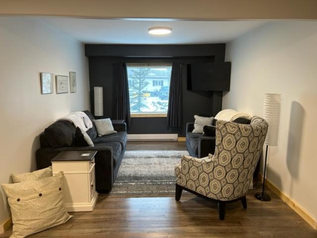 Bears Den Guest House II Τσέρτσιλ Εξωτερικό φωτογραφία